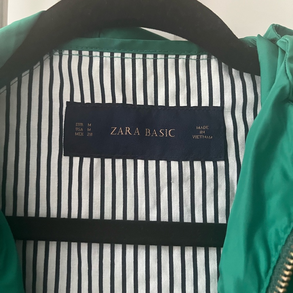 Zara Basic Green Jacket - Picture 2 of 3